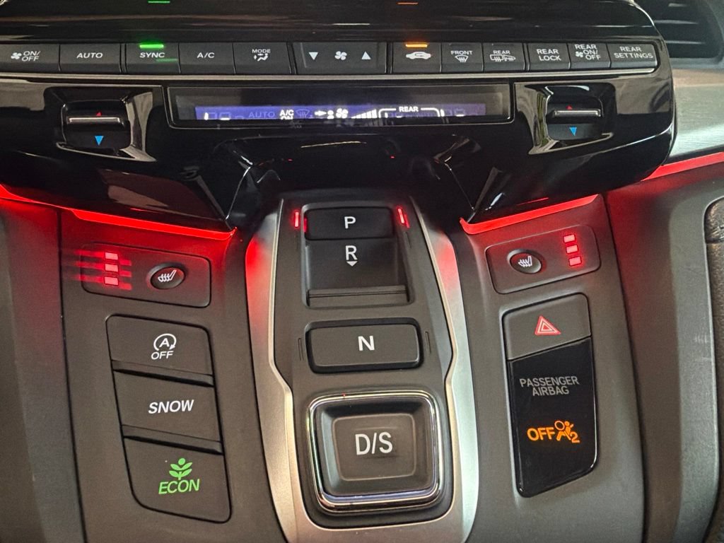 Used 2025 Honda Odyssey Sport-L image 11