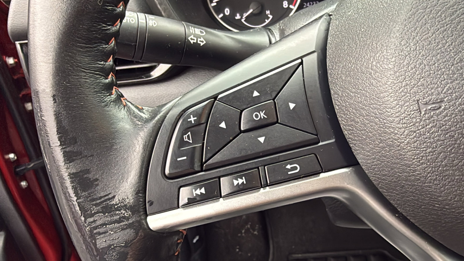 Certified 2022 Nissan Sentra SR image 10