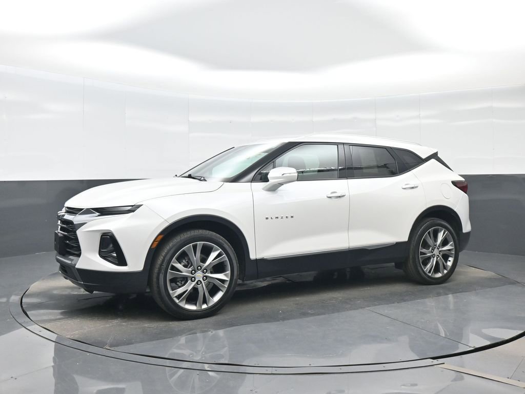 Used 2022 Chevrolet Blazer Premier w/ LPO, Cargo Package AWD/4WD image 2
