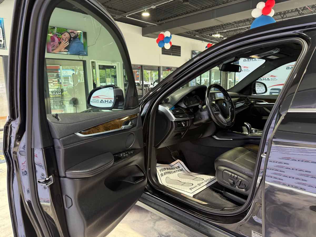 Used 2017 BMW X6 sDrive35i RWD image 21