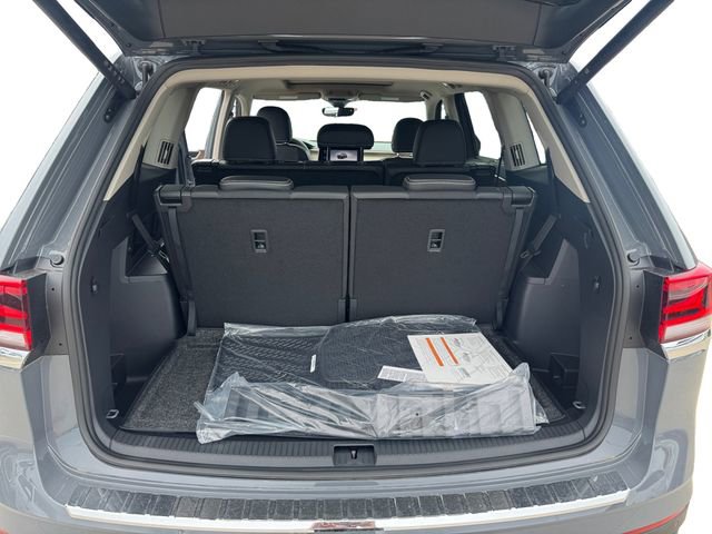 New 2026 Volkswagen Atlas SE FWD image 14