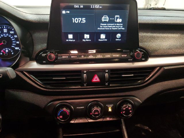 Used 2020 Kia Forte LXS FWD image 17
