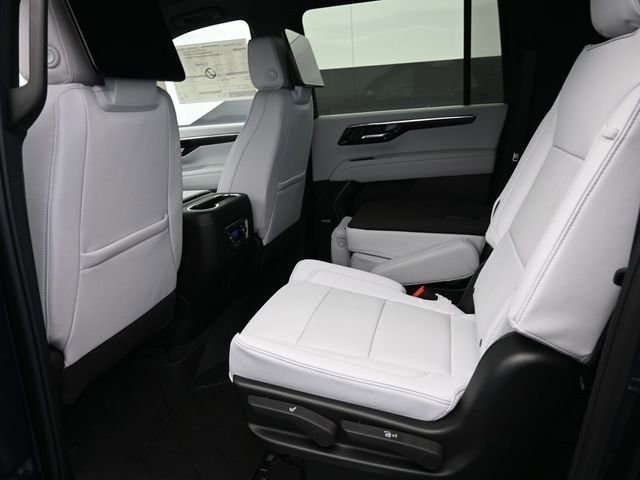 New 2026 Chevrolet Suburban High Country image 18