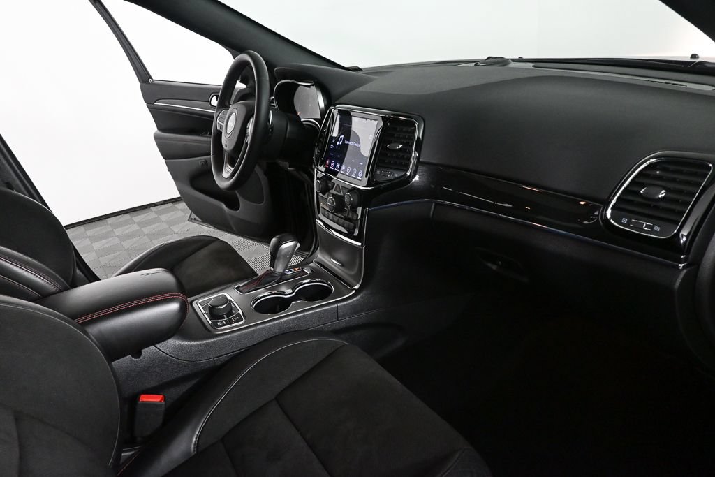 Used 2020 Jeep Grand Cherokee Trailhawk AWD/4WD image 23