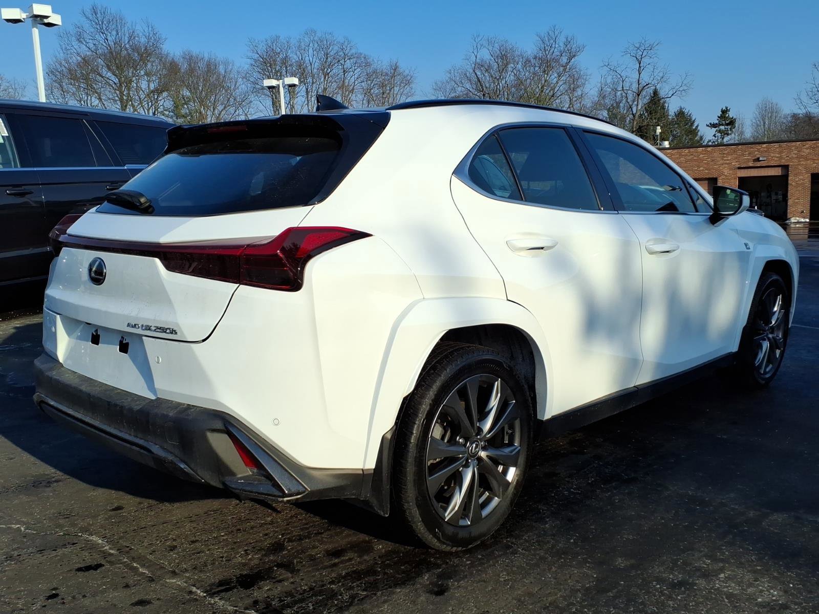 Used 2023 Lexus UX 250h F Sport image 7