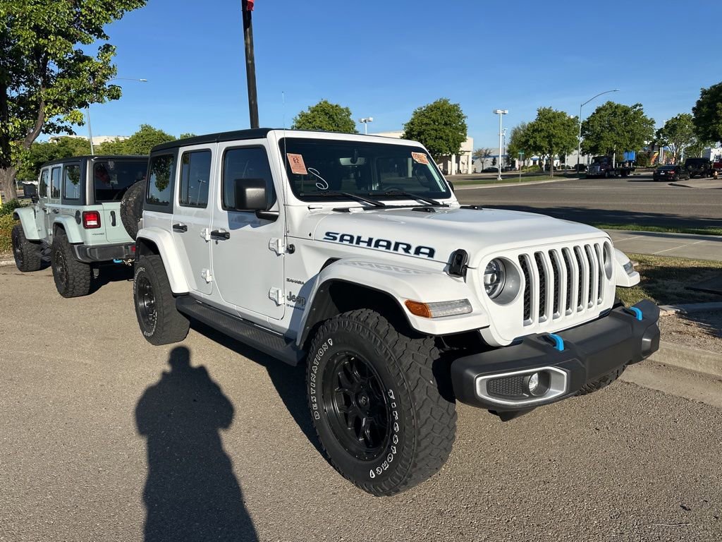 Used 2023 Jeep Wrangler Unlimited Sahara image 1