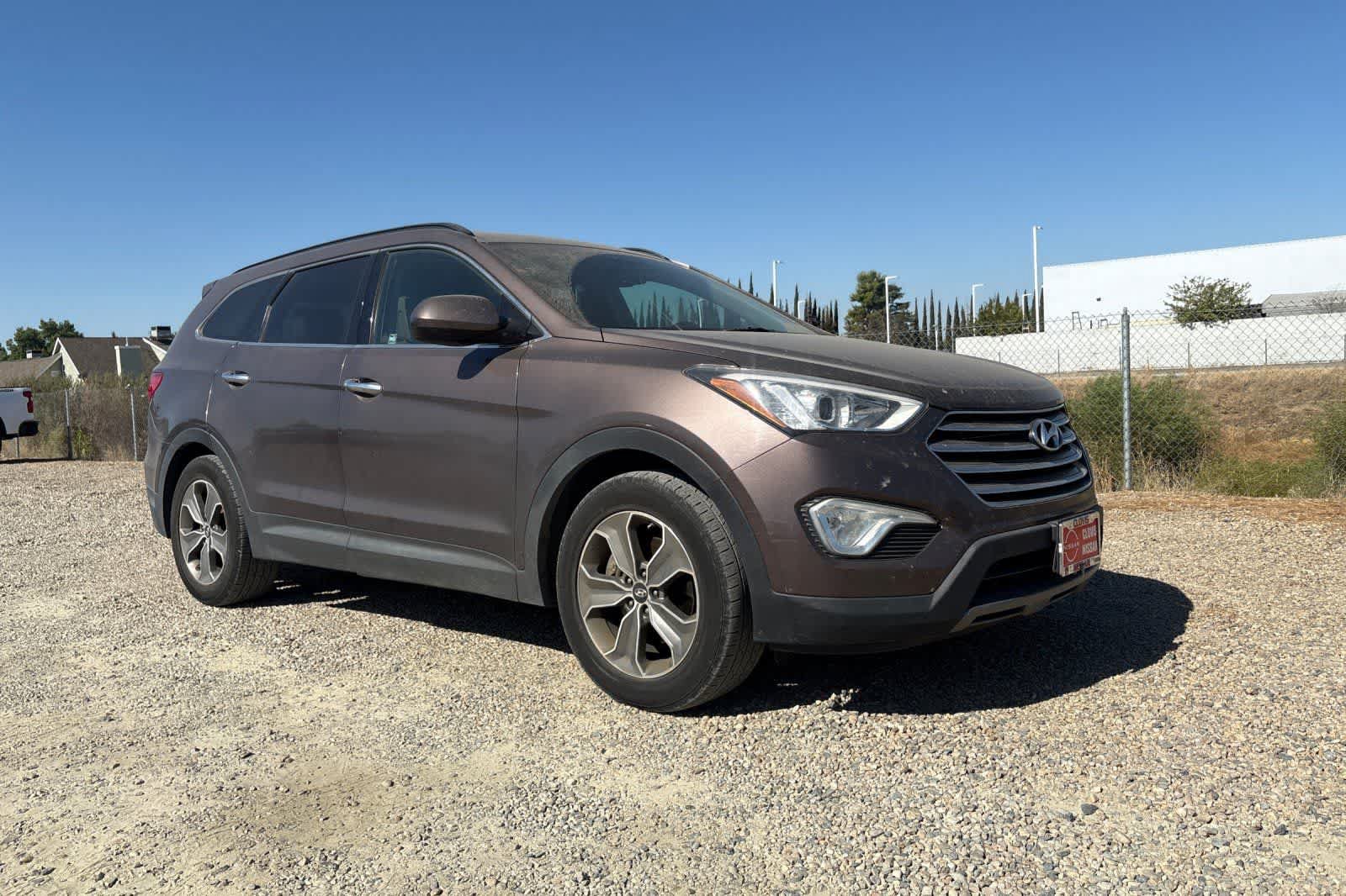 Used 2014 Hyundai Santa Fe GLS FWD image 10