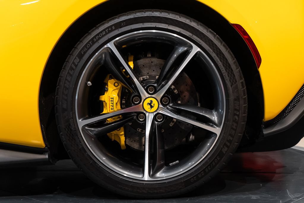 Used 2023 Ferrari 296 GTB RWD image 12