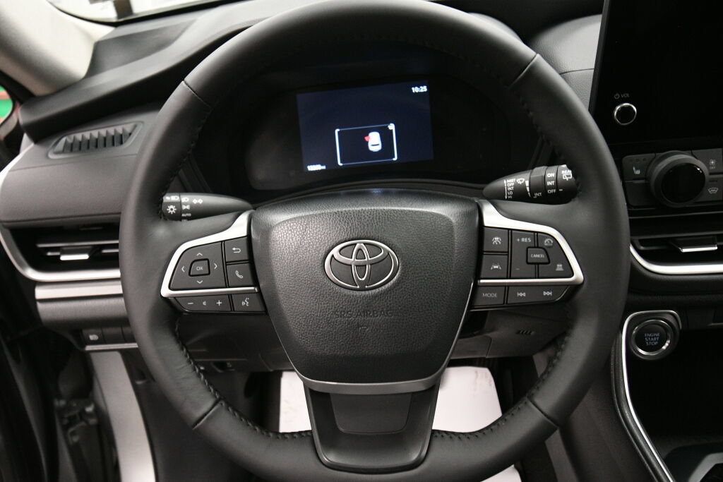 Certified 2025 Toyota Grand Highlander AWD image 12
