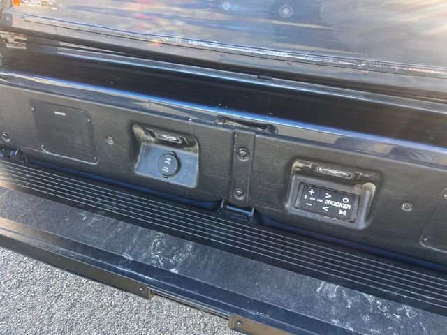 Used 2023 GMC Sierra 3500 Denali w/ Denali Ultimate Package AWD/4WD image 5