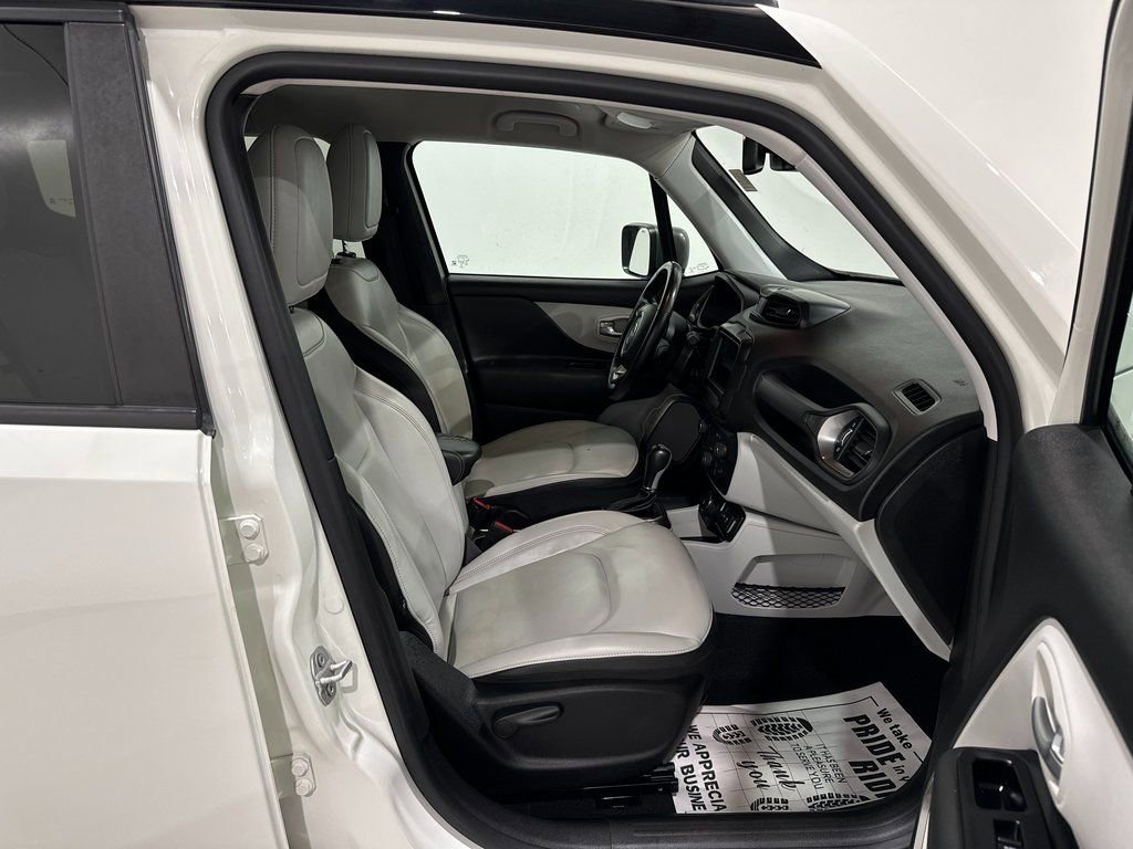 Used 2020 Jeep Renegade Limited w/ LED Lighting Group image 19