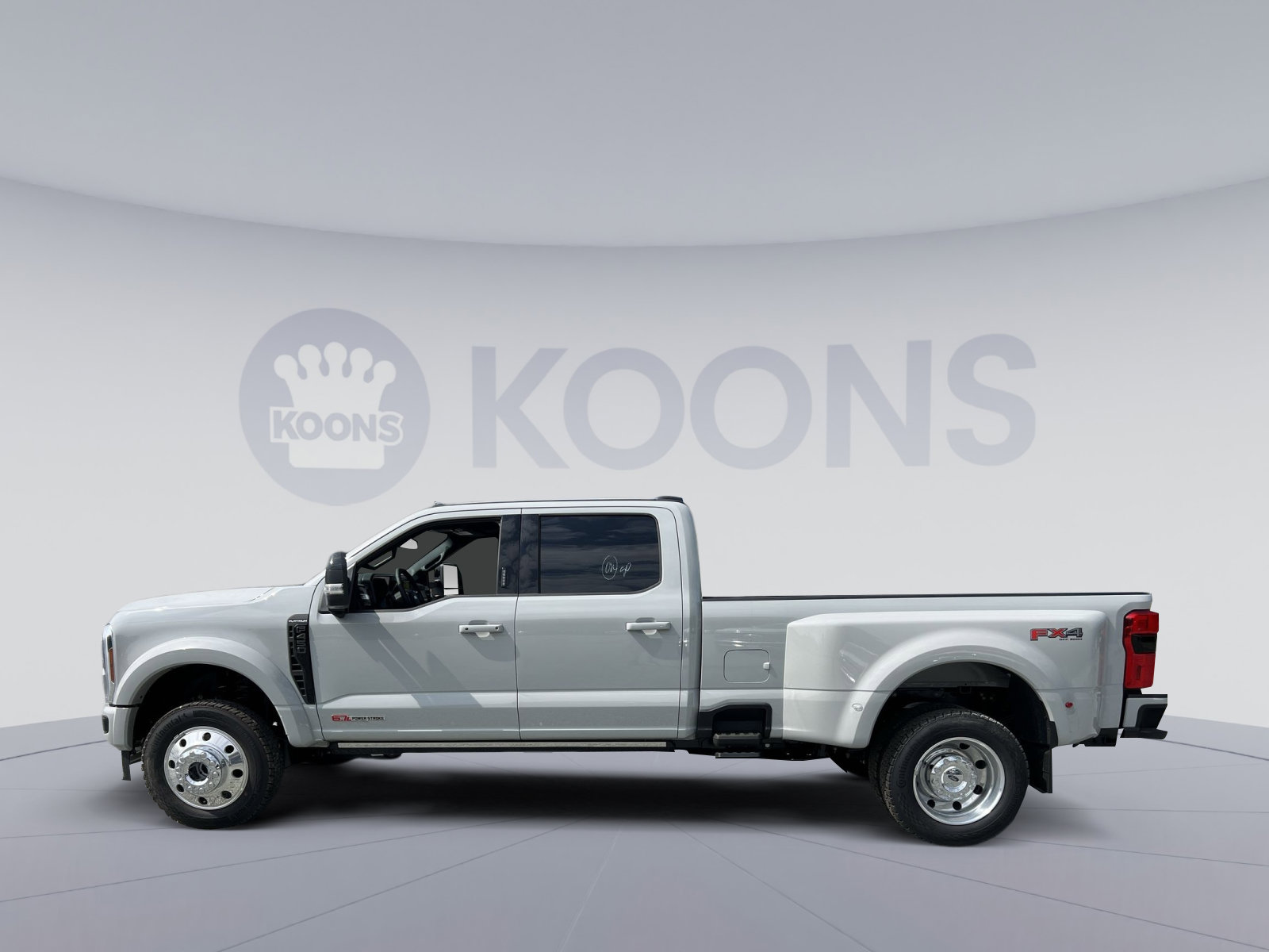 New 2026 Ford F450 Platinum AWD/4WD image 2