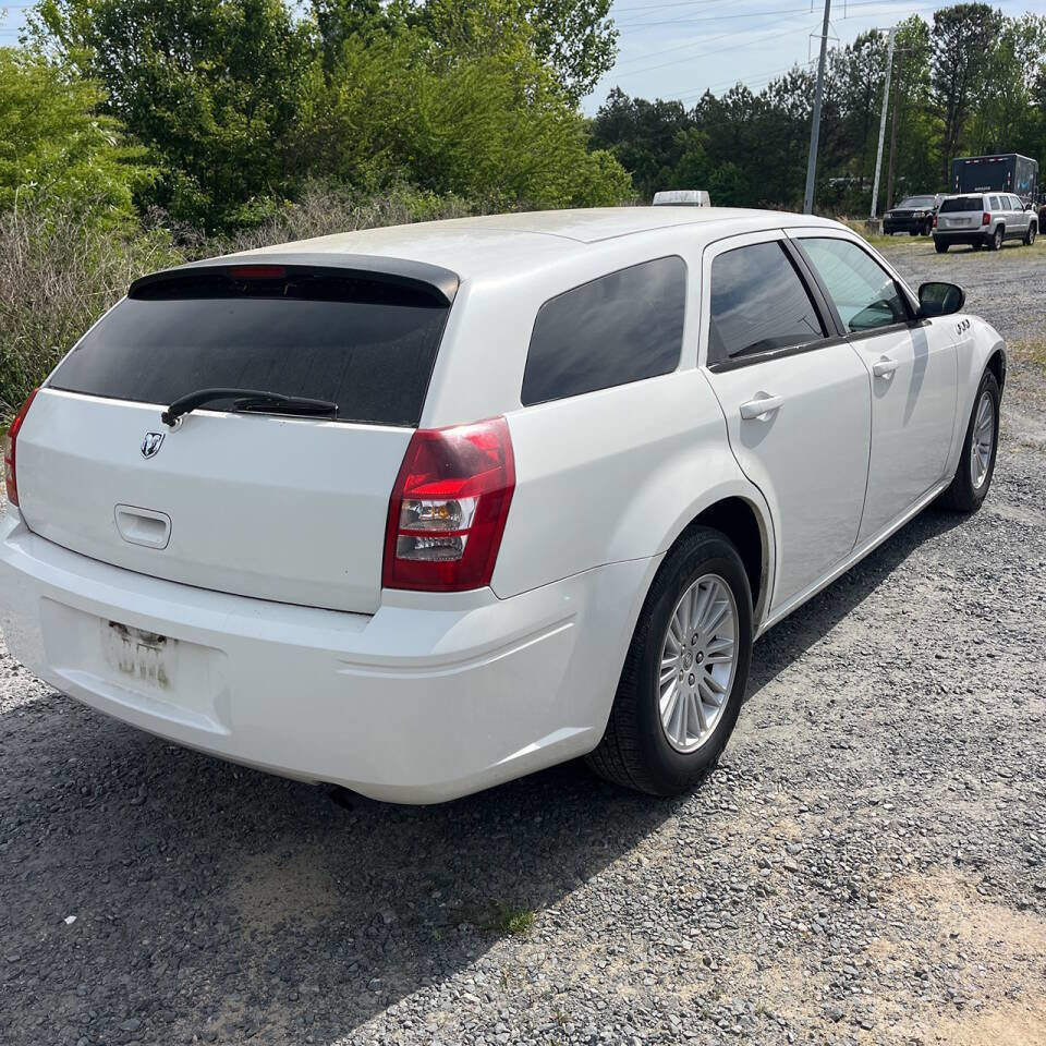 Used 2007 Dodge Magnum SE RWD image 5