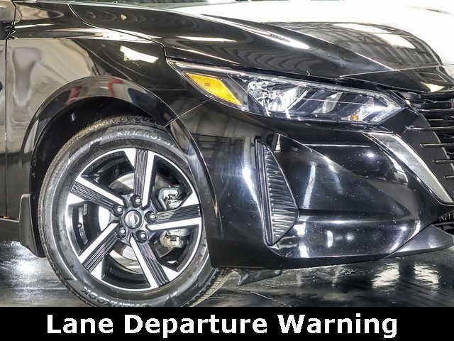 Used 2024 Nissan Sentra SV image 4