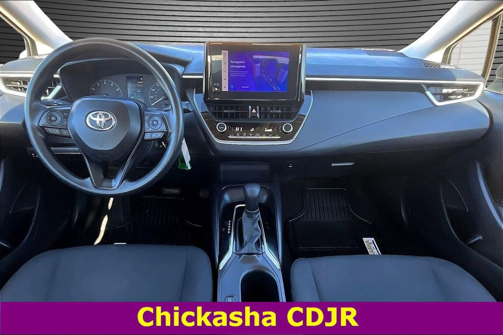 Used 2024 Toyota Corolla LE image 7