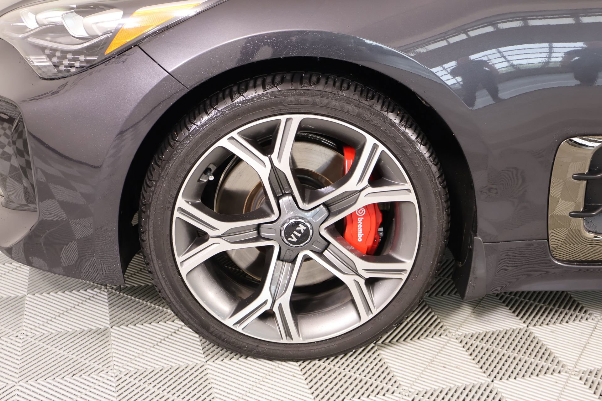 Used 2021 Kia Stinger GT AWD/4WD image 17