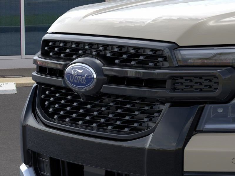 New 2025 Ford Ranger Lariat w/ FX4 Off-Road Package image 18