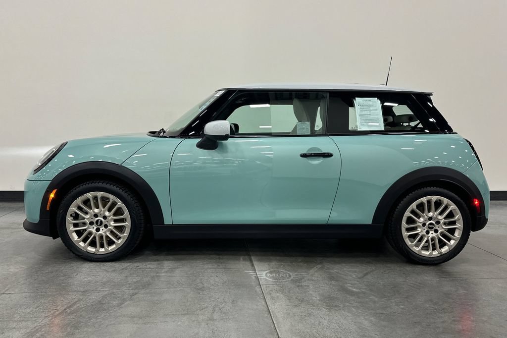 Used 2025 MINI Cooper S FWD image 7