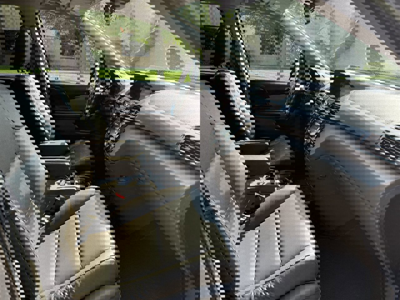 Used 2017 Honda Odyssey EX-L image 12