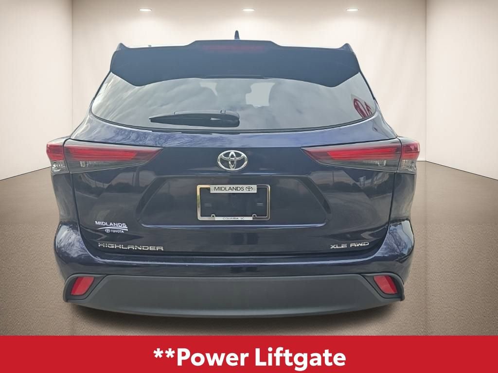 Used 2024 Toyota Highlander XLE image 6