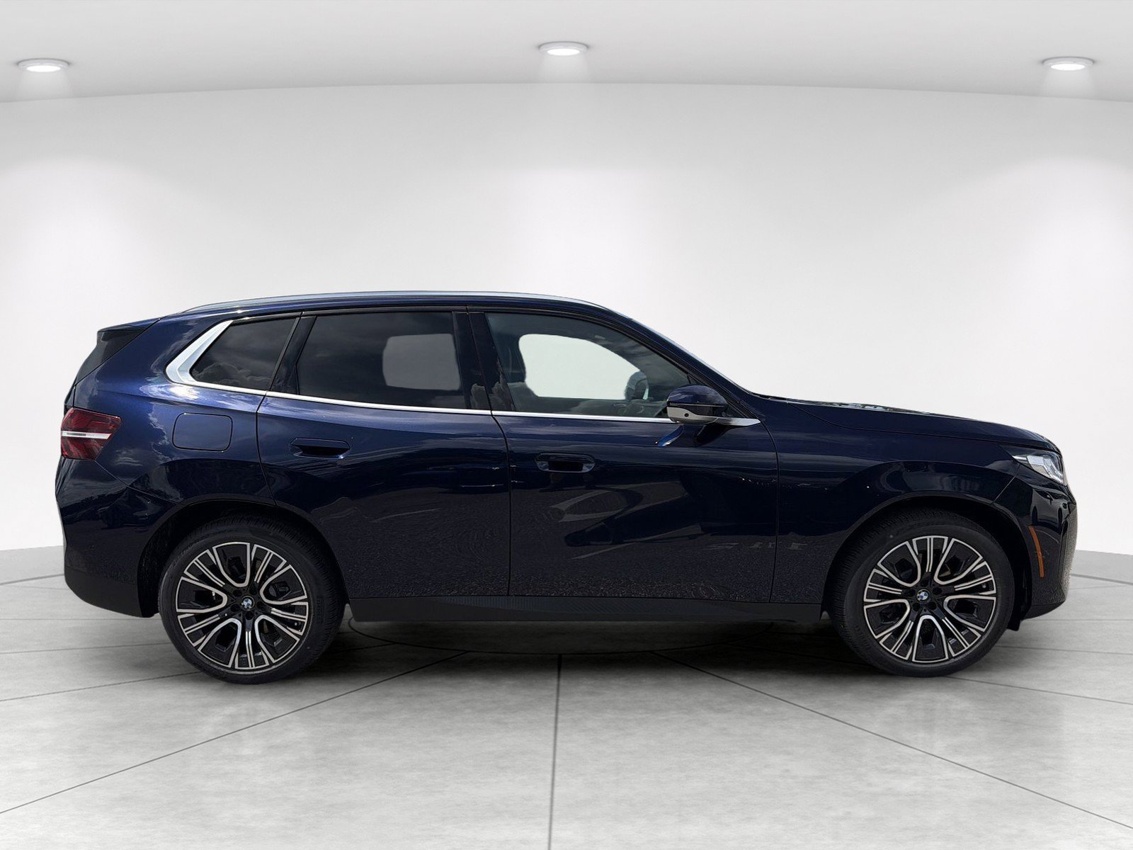 New 2026 BMW X3 xDrive30i w/ Premium Package AWD/4WD image 3