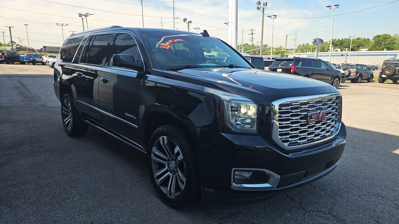 Used 2019 GMC Yukon XL Denali w/ Denali Ultimate Package RWD image 6