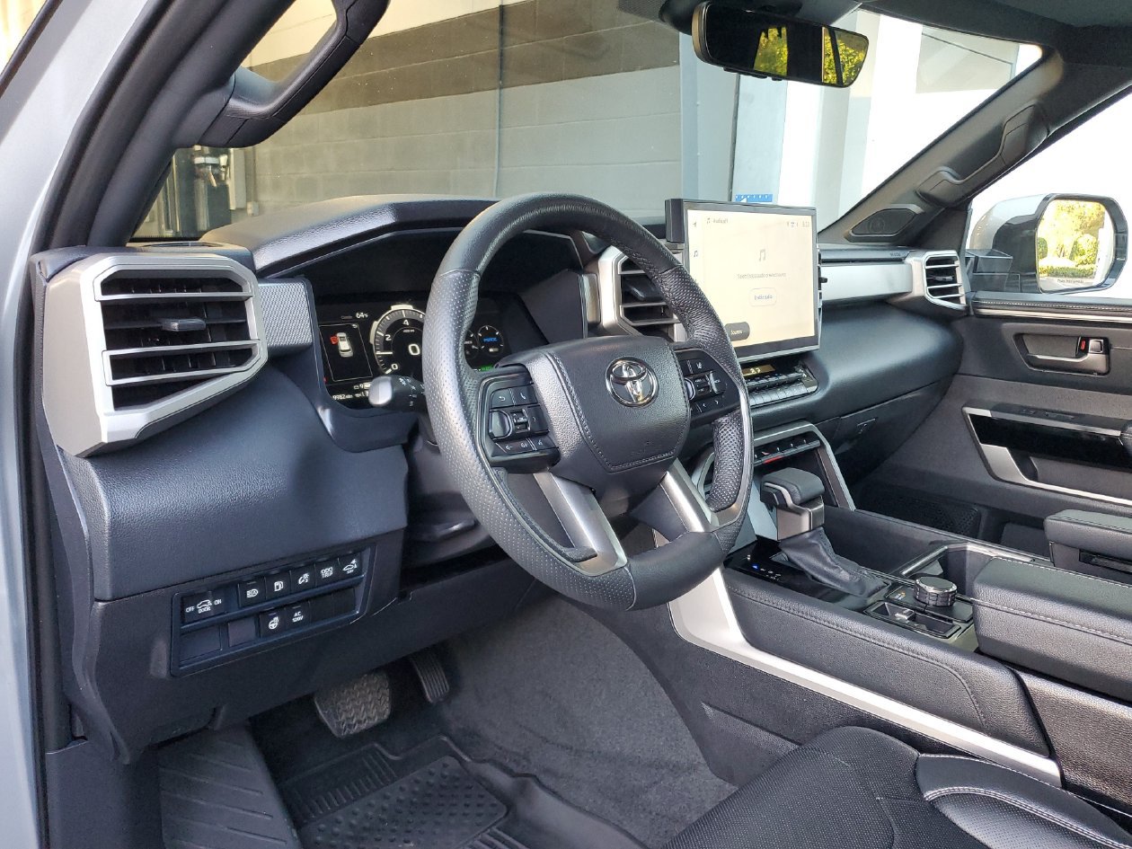 Used 2026 Toyota Sequoia Limited AWD/4WD image 19