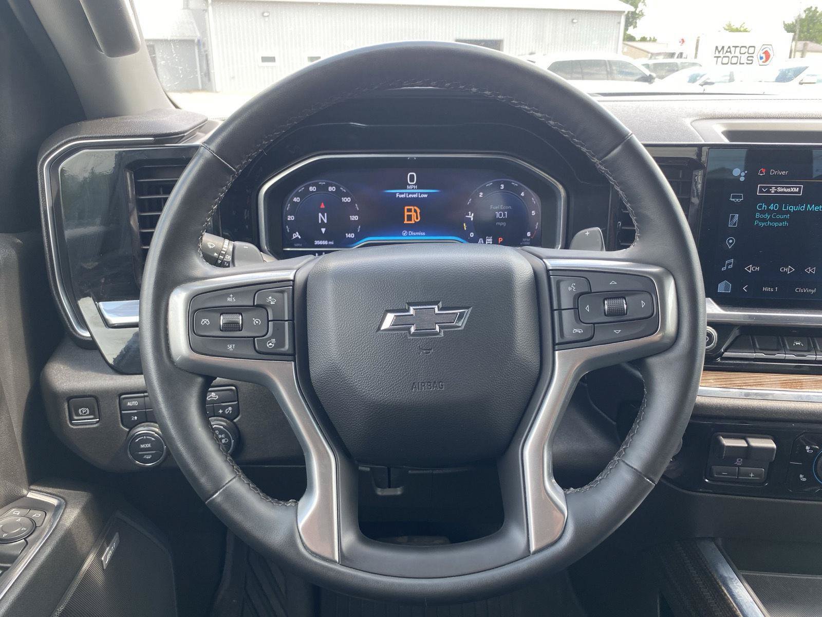 Used 2023 Chevrolet Silverado 1500 RST AWD/4WD image 19