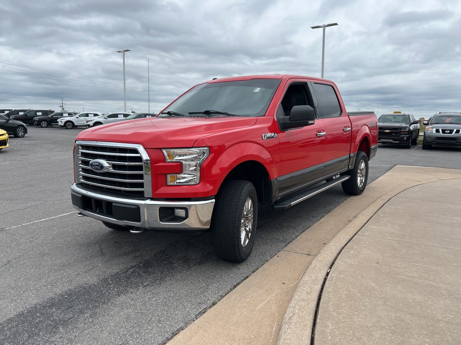 Used 2017 Ford F150 XLT w/ Equipment Group 302A Luxury AWD/4WD image 1