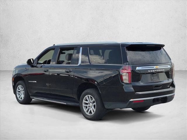 Used 2021 Chevrolet Suburban LT RWD image 7