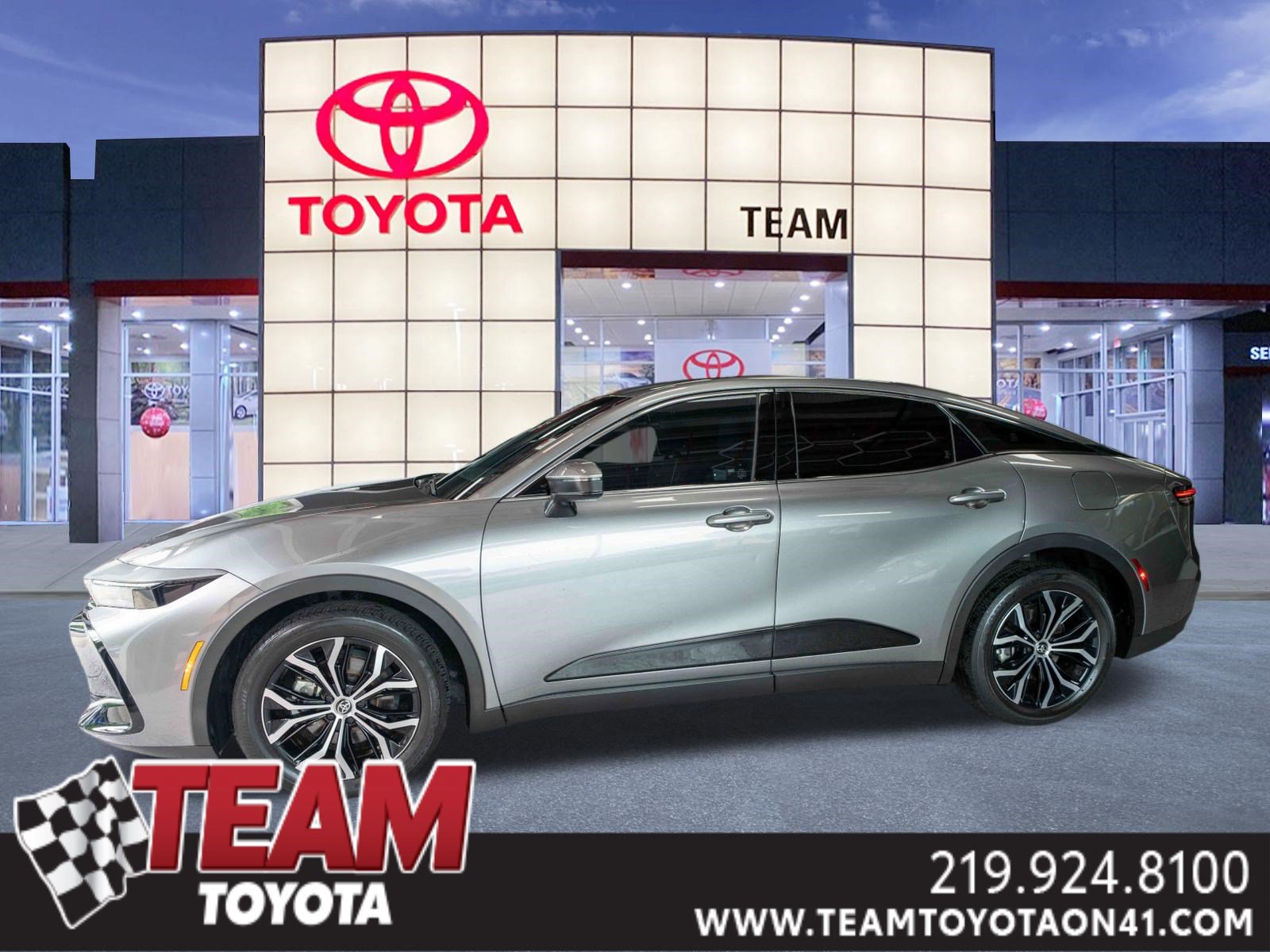 Used 2023 Toyota Crown AWD/4WD image 1