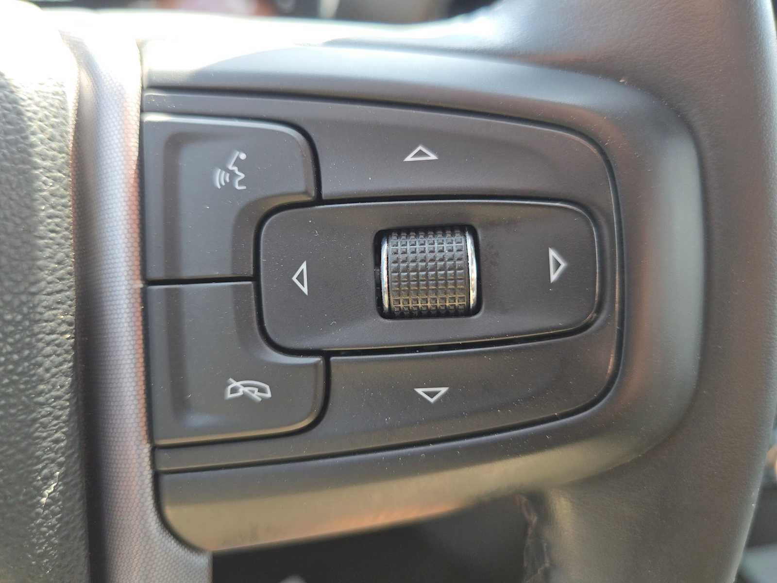 Used 2023 GMC Sierra 1500 Elevation image 28