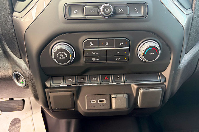 Used 2022 Chevrolet Silverado 1500 Custom AWD/4WD image 12