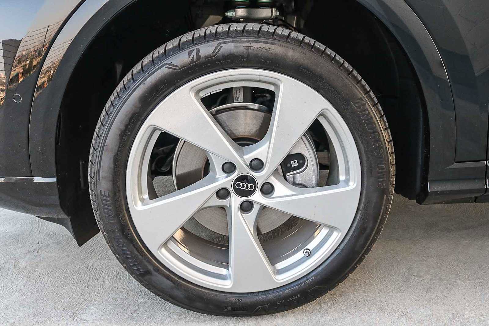 New 2025 Audi Q5 Premium Plus image 13