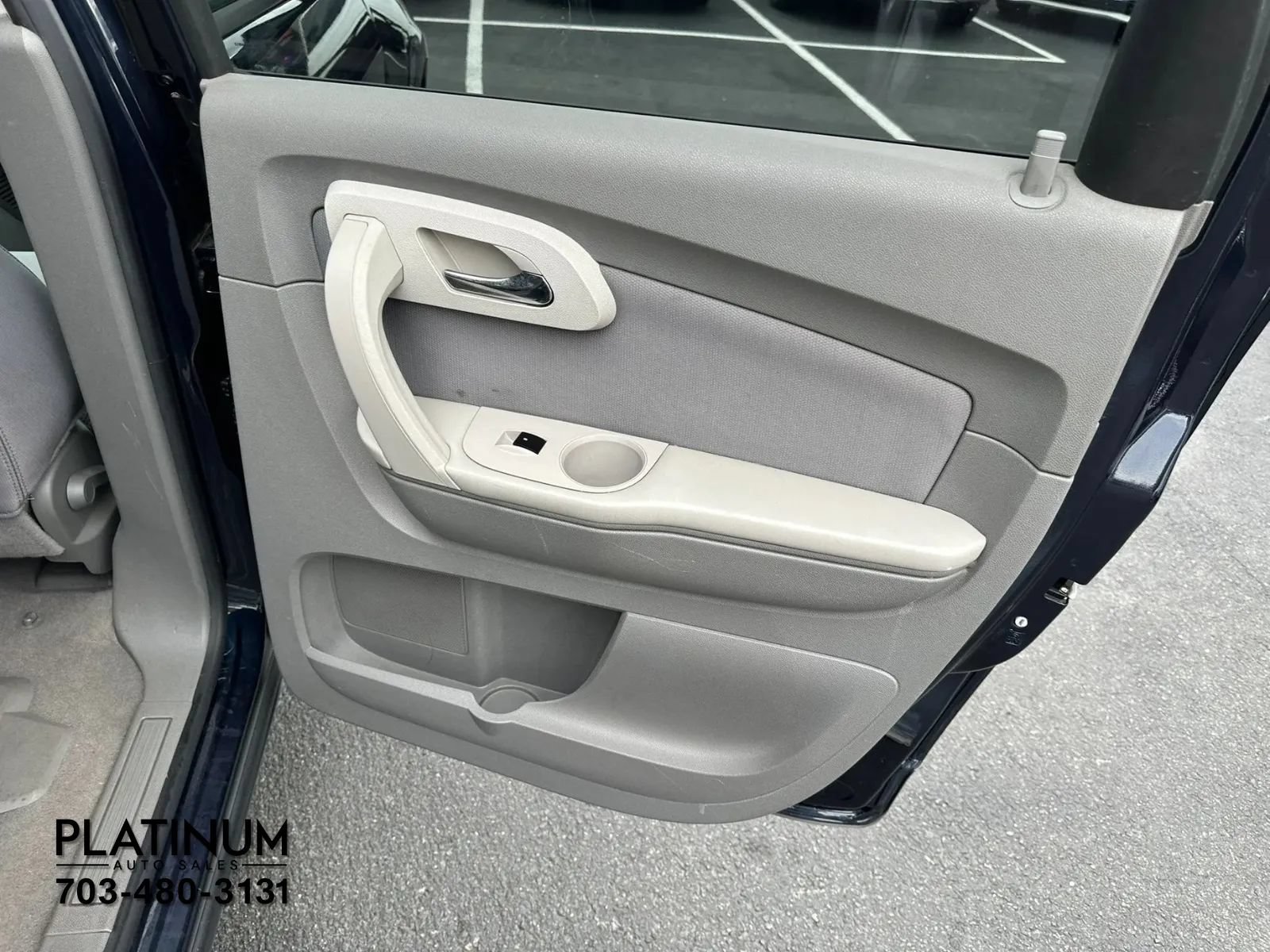 Used 2012 Chevrolet Traverse LS FWD image 21
