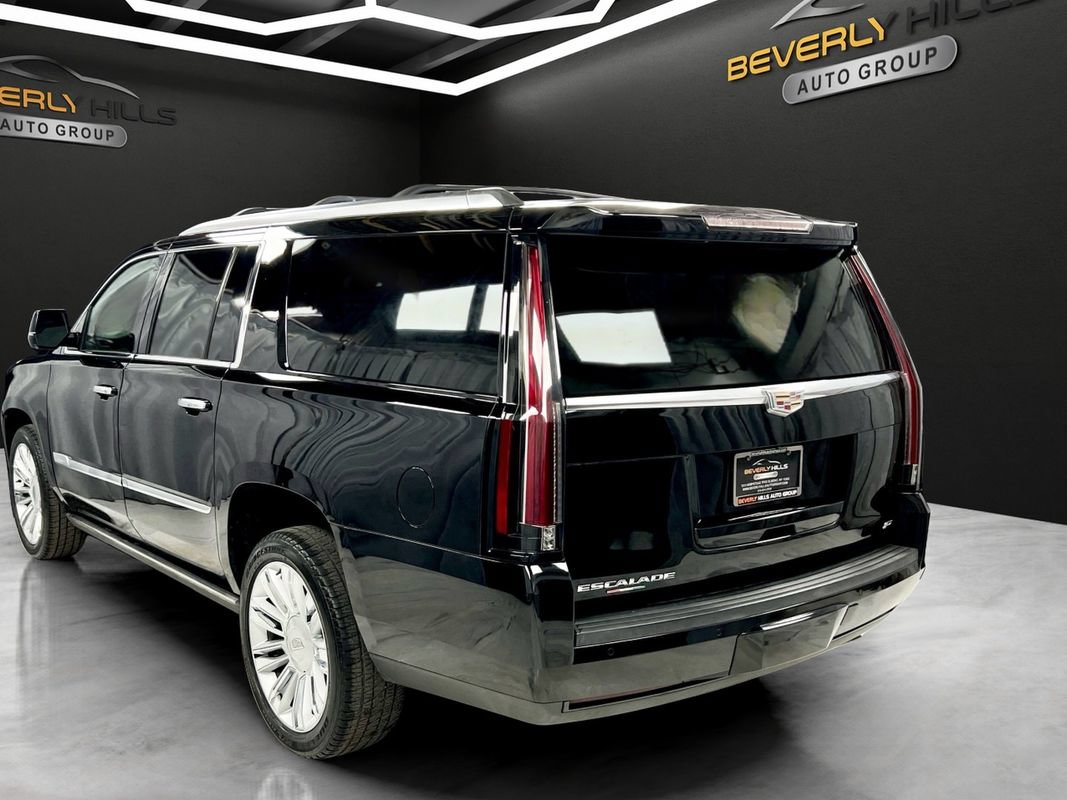 Used 2015 Cadillac Escalade ESV Platinum AWD/4WD image 3