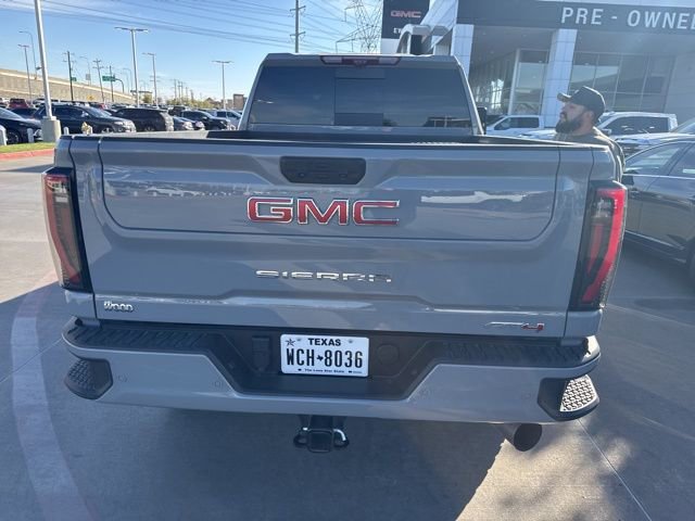 Used 2025 GMC Sierra 2500 AT4 w/ AT4 Premium Plus Package image 6