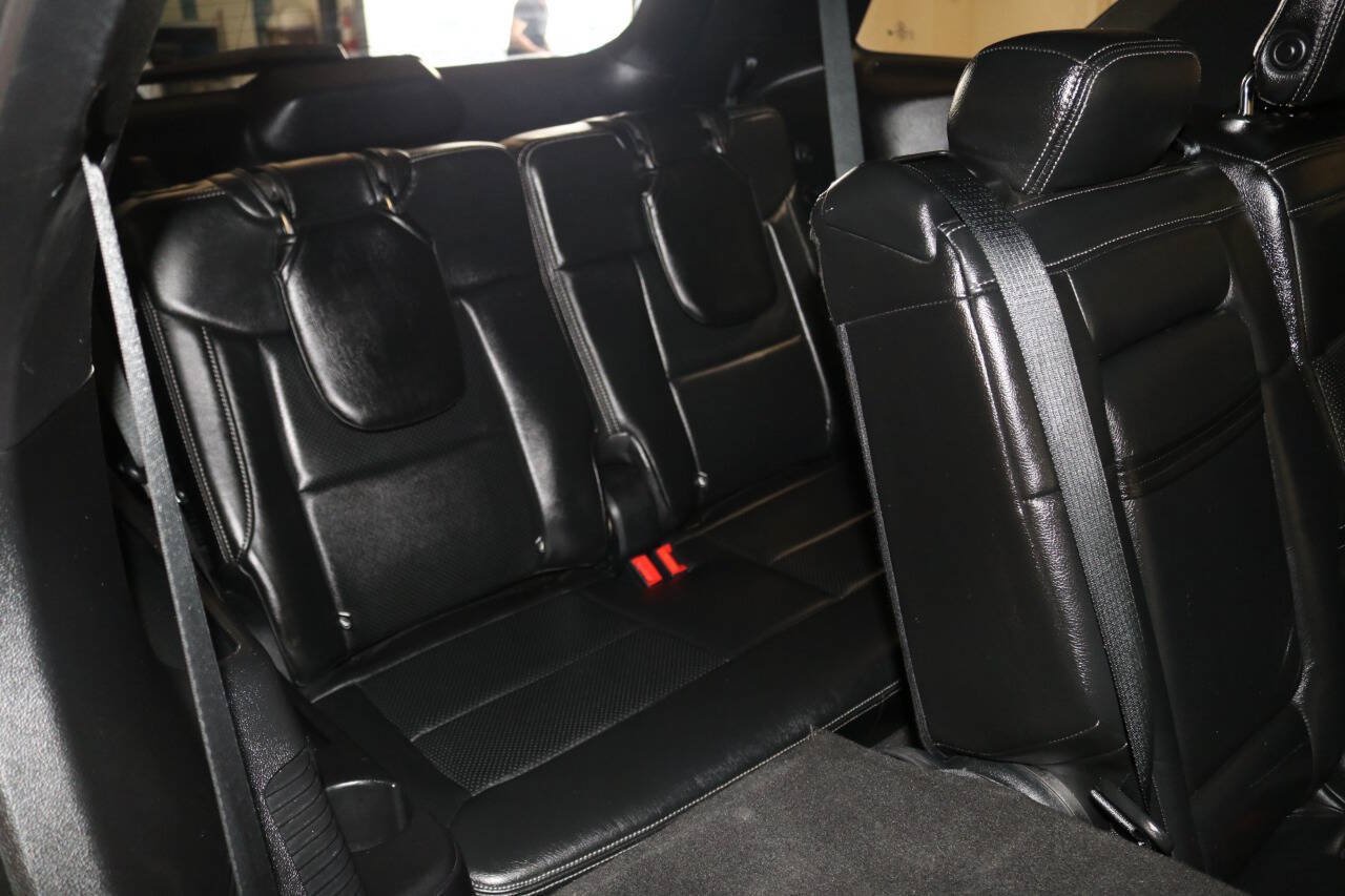 Used 2020 Ford Explorer XLT RWD image 22