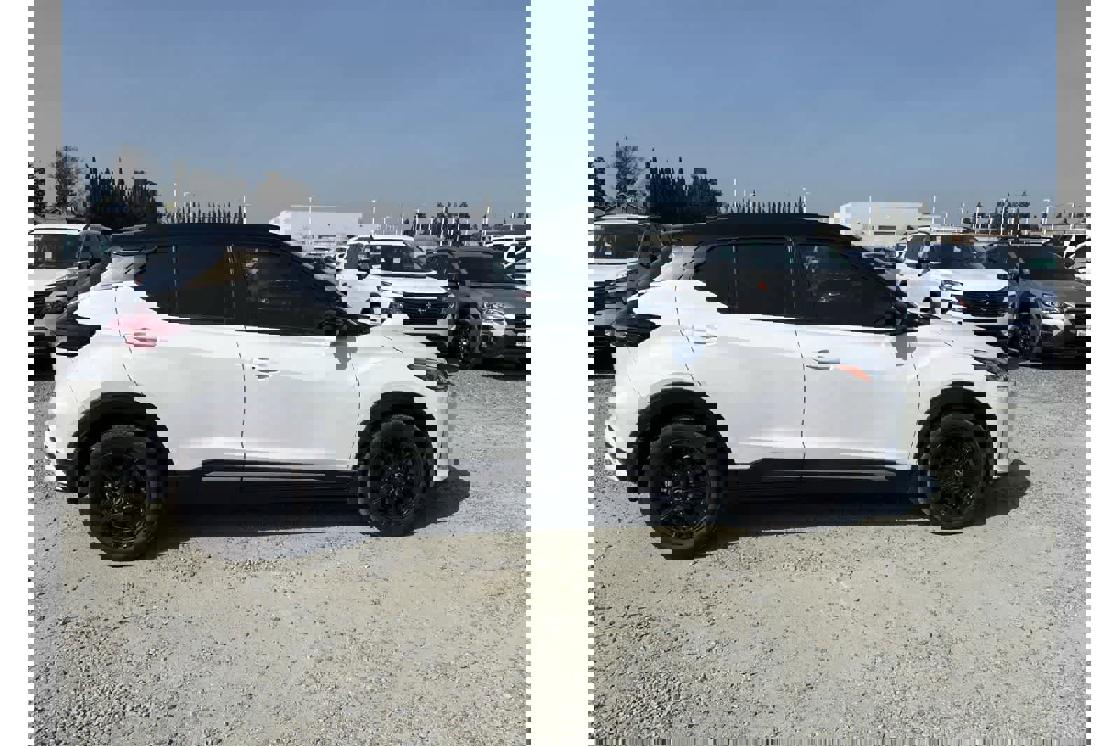 Certified 2023 Nissan Kicks SR w/ SR Premium Package image 9