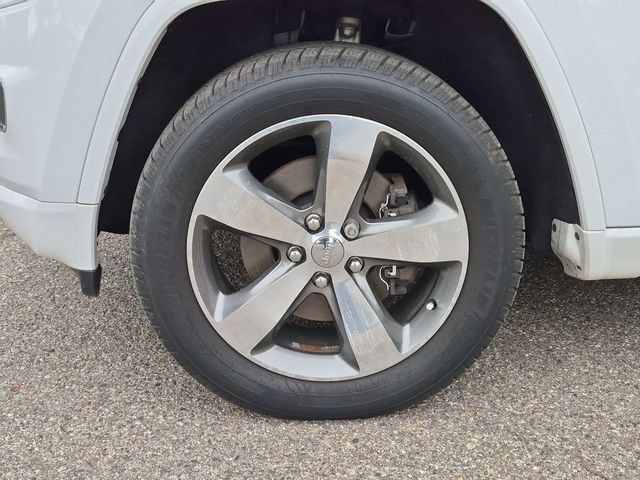 Used 2016 Jeep Grand Cherokee Overland AWD/4WD image 10
