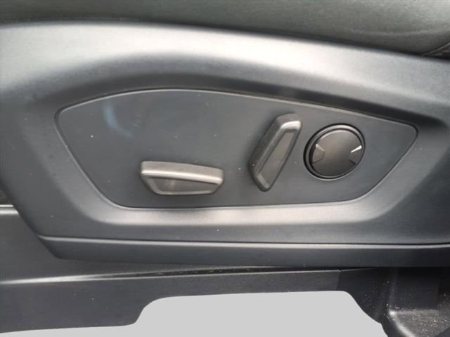 Used 2025 Ford Explorer Active AWD/4WD image 13