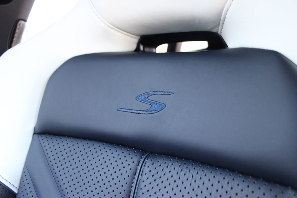 New 2026 Aston Martin DBX S image 22