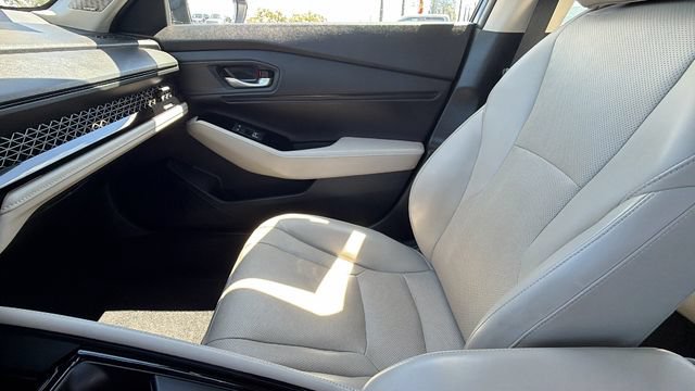 Used 2024 Honda Accord Touring image 23