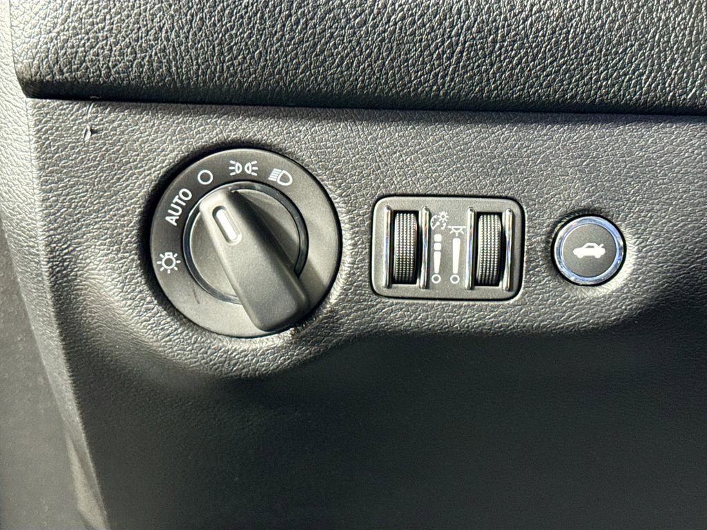 Used 2019 Dodge Challenger SRT Hellcat w/ Laguna Leather Package image 10