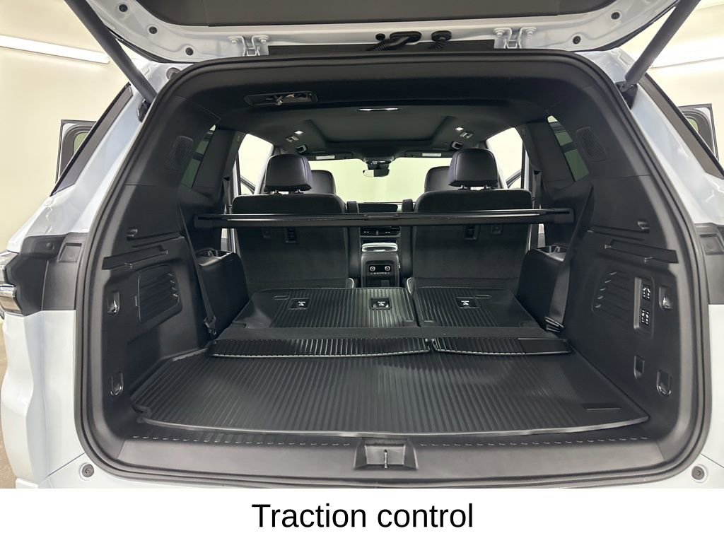 Used 2026 Buick Enclave Avenir w/ Super Cruise Package image 27