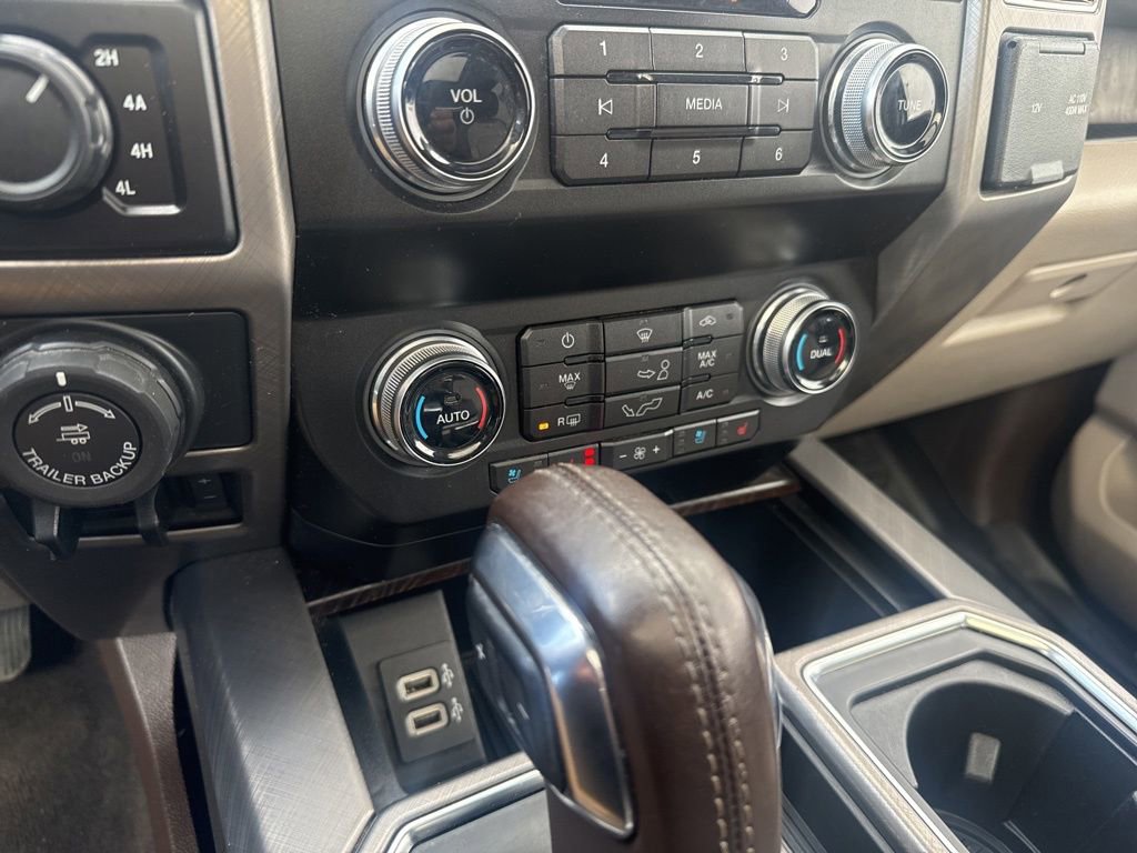 Used 2019 Ford F150 Limited image 19