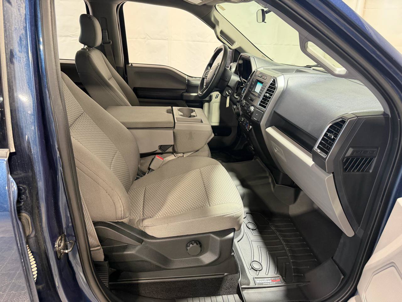 Used 2016 Ford F150 XLT AWD/4WD image 12