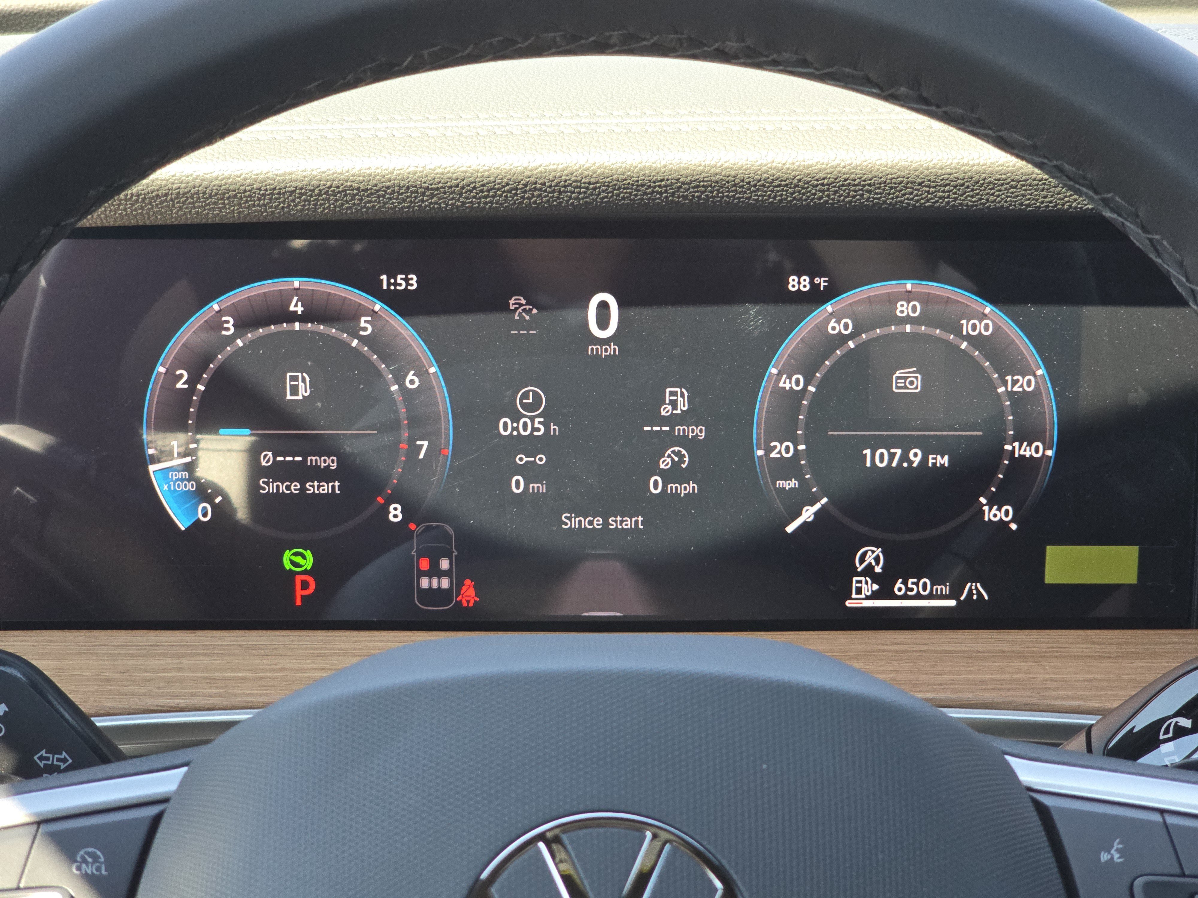 New 2026 Volkswagen Tiguan SEL R-Line AWD/4WD image 26