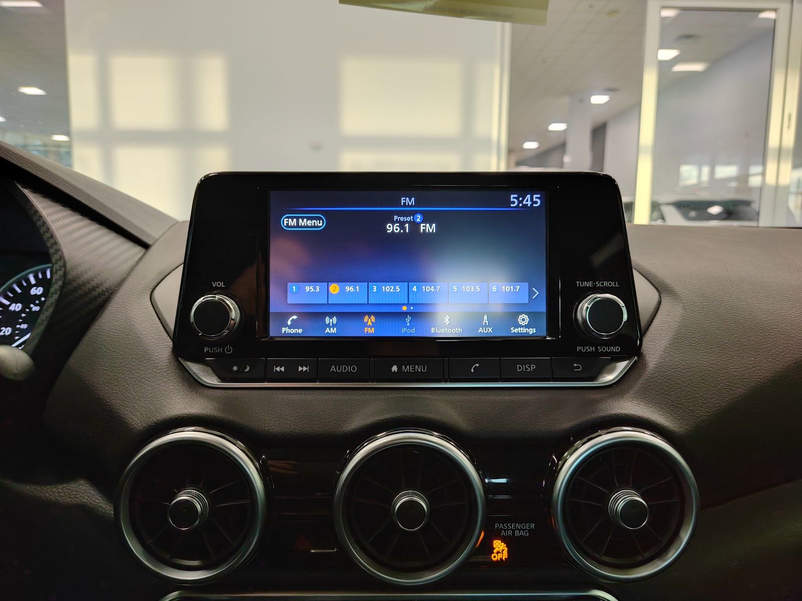 Used 2024 Nissan Sentra S image 23