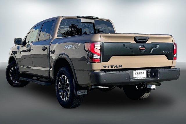 Used 2021 Nissan Titan PRO-4X w/ Pro-4x Convenience Package AWD/4WD image 10